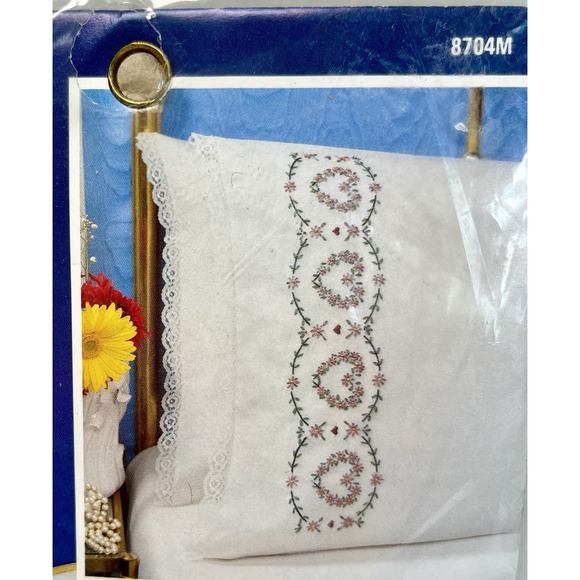 Hearts Daises Pillowcase Pair Embroidery Ballpoint Painting Vogart Crafts 8704M - Picture 2 of 6